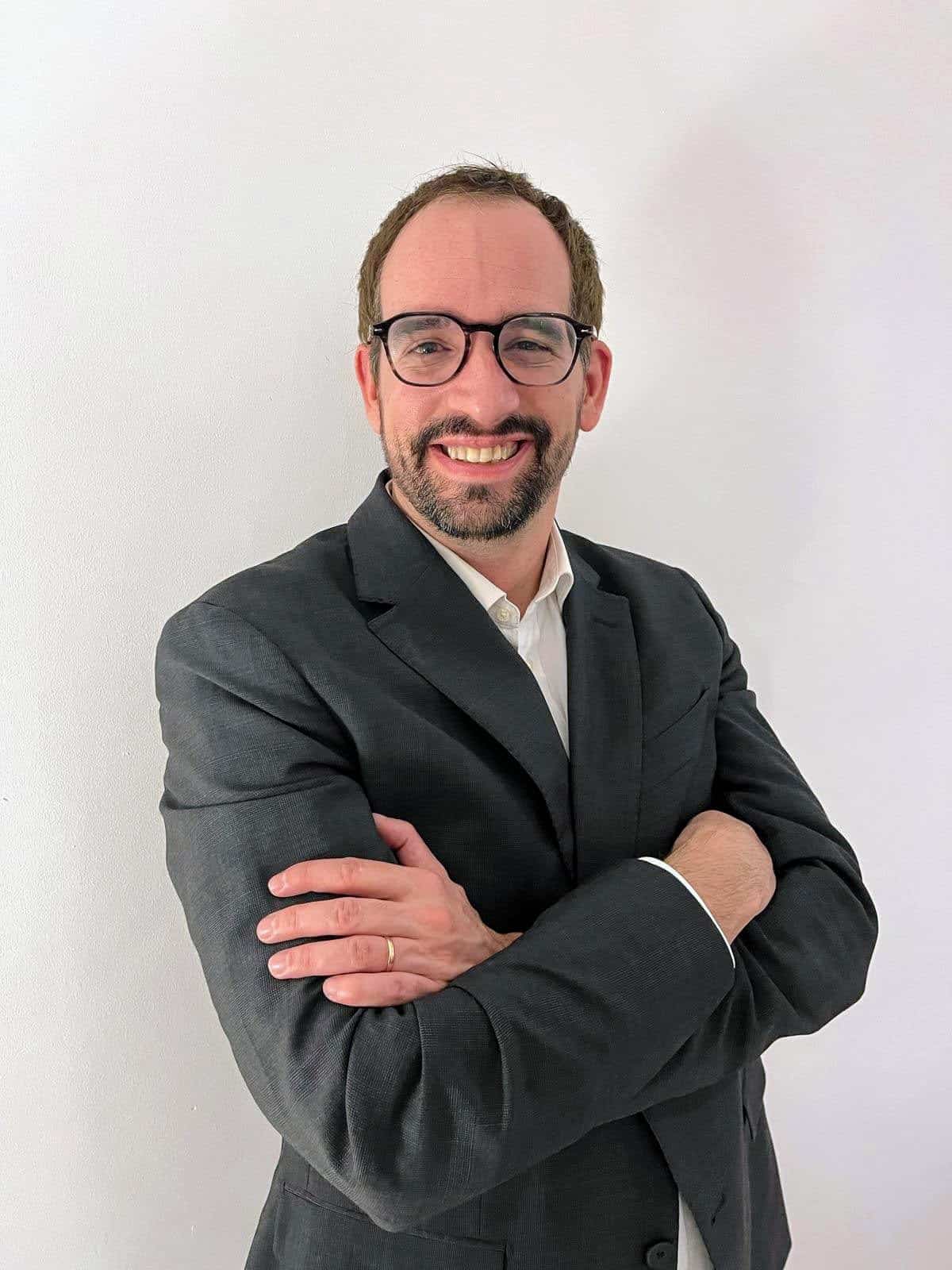 Ignacio Bueno, Psicólogo